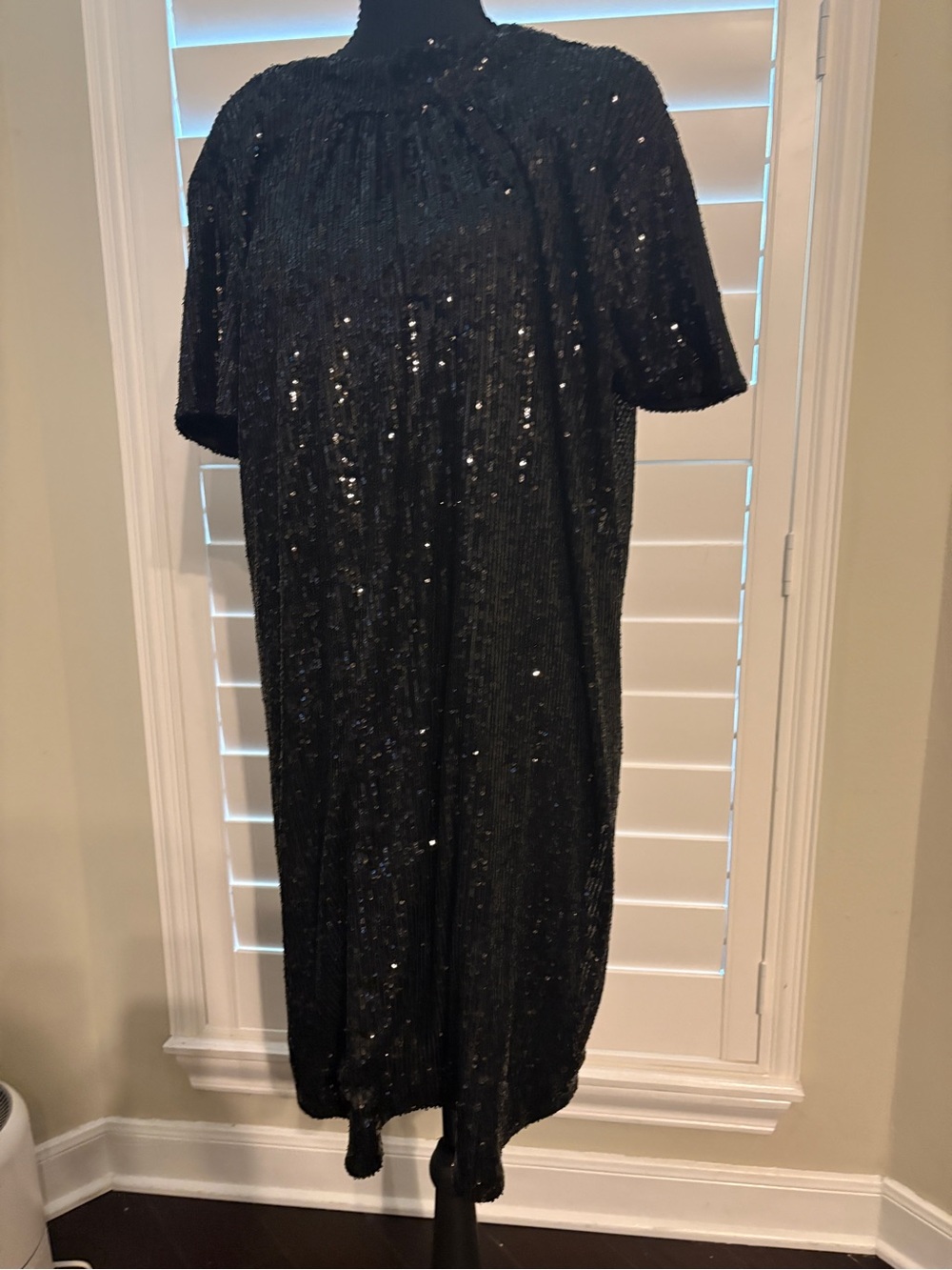 CeCe Black Sequin Short Sleeve Dress